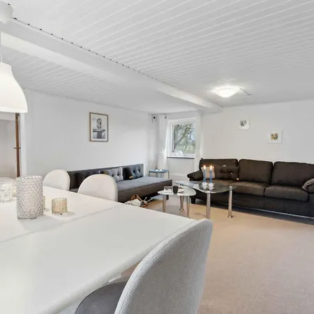 Villa Cozy Near Lillebaelt *