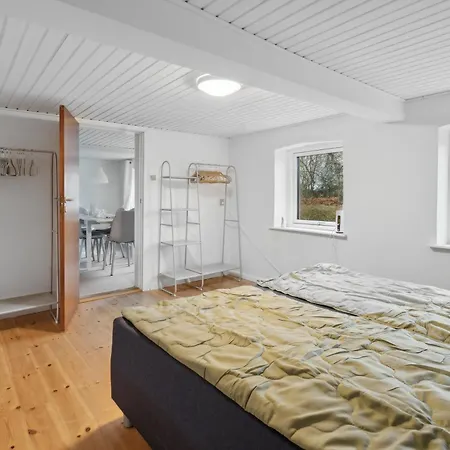 Villa Cozy Near Lillebaelt *